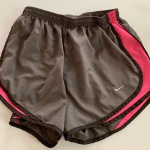 Nike shorts size small